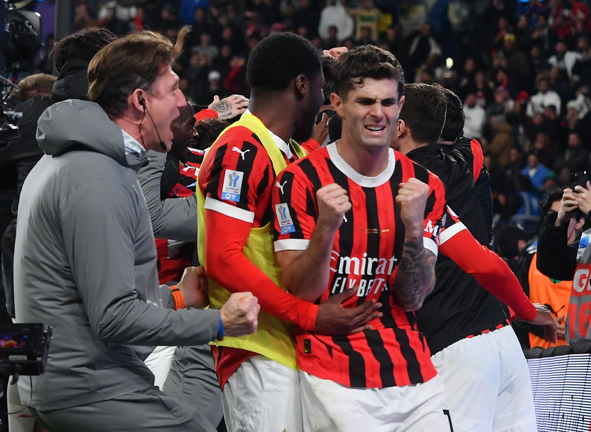 意大利足球赛场上令人热血沸腾的较量的简单介绍