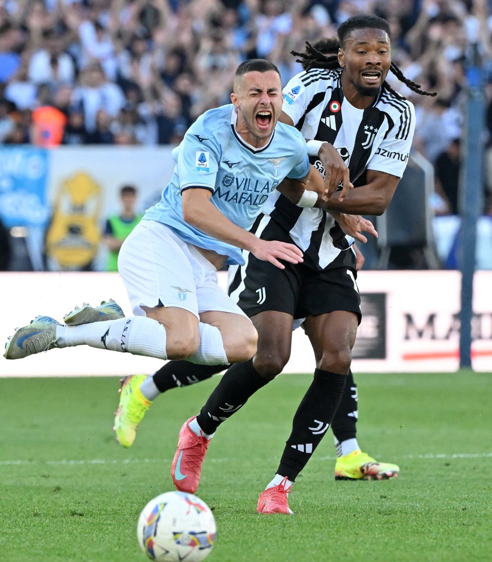 尤文图斯客场逼平,小组前景不妙的简单介绍 尤文图斯客场逼平,小组前景不妙的简单介绍