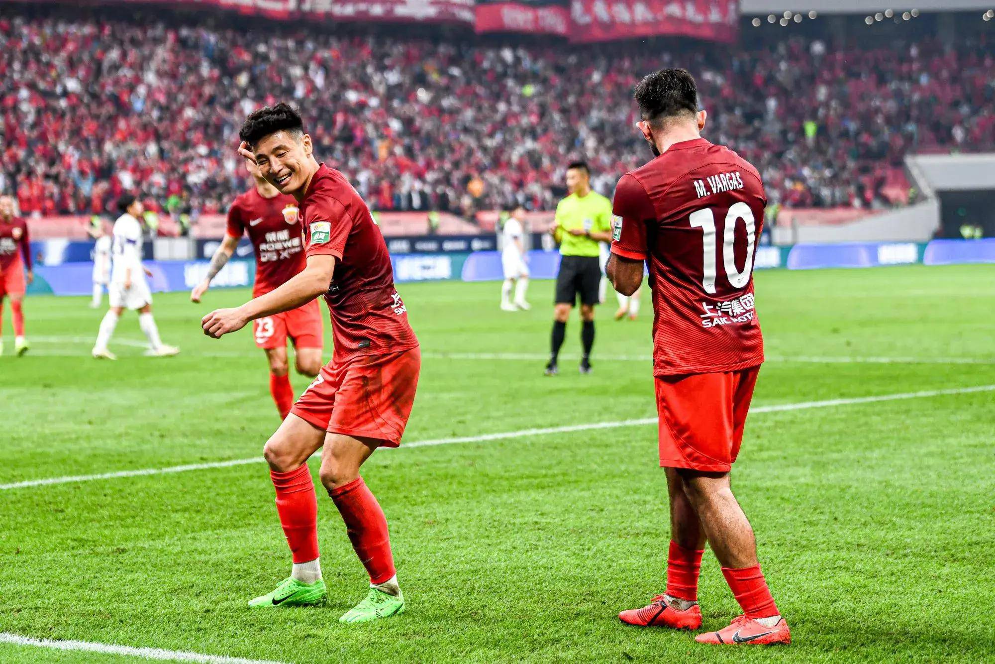 华丽绝伦!中超大胜掀起轰动 华丽绝伦!中超大胜掀起轰动