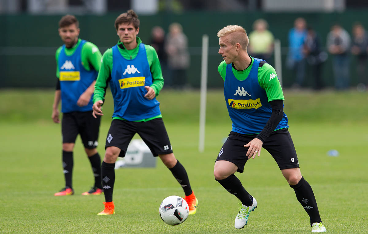 FB体育-庆祝胜利！阿雅克肖赢下对手的简单介绍