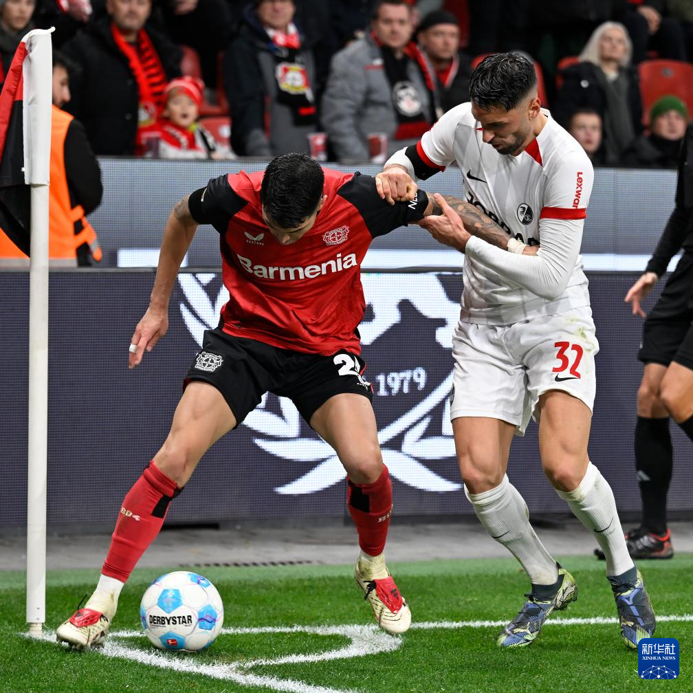 弗赖堡队攻击力出众,连战连捷 弗赖堡队攻击力出众,连战连捷