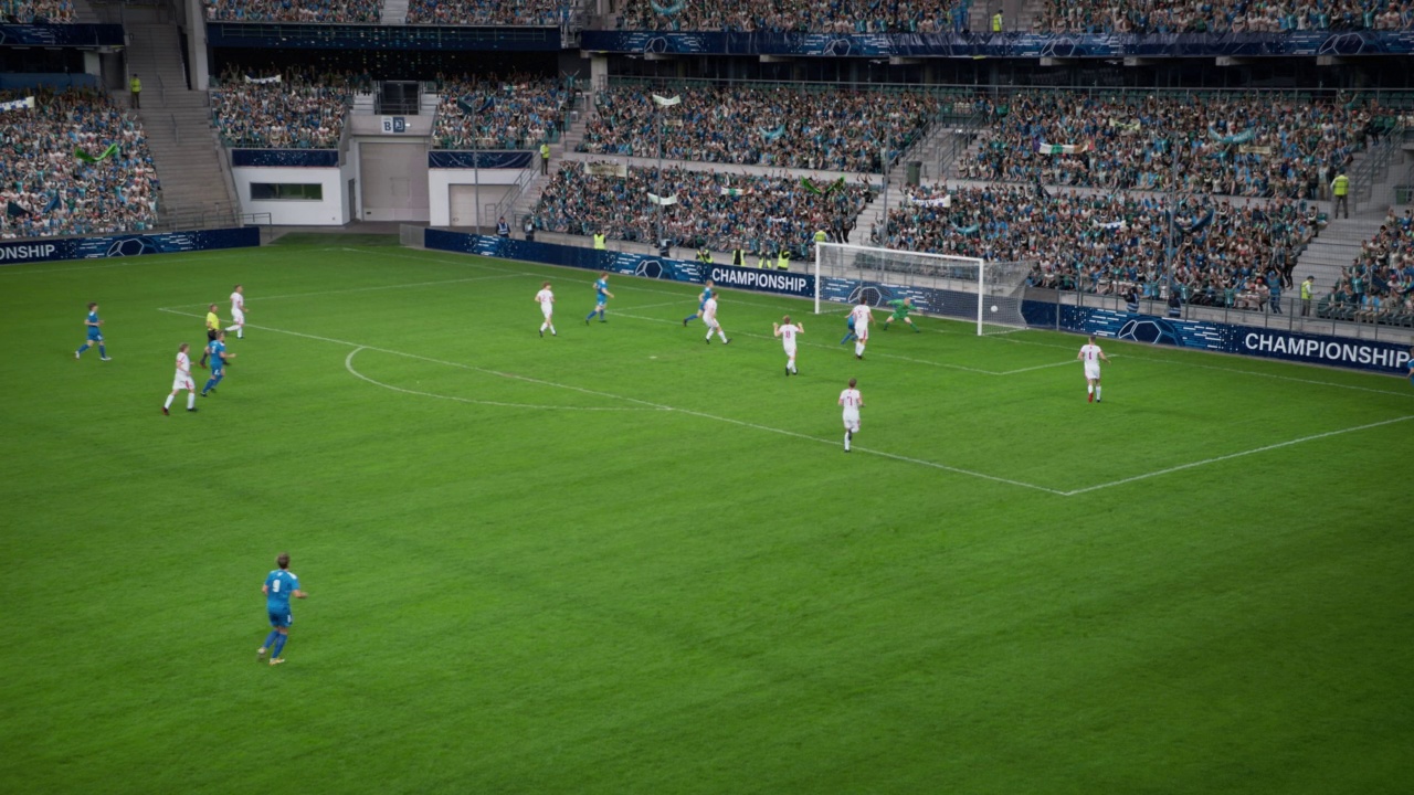 上届足球比赛的冠军队伍再度亮相体育场的简单介绍 上届足球比赛的冠军队伍再度亮相体育场的简单介绍