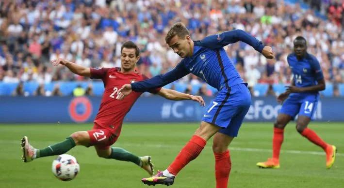 -葡萄牙国家队在客场激战波兰晋级