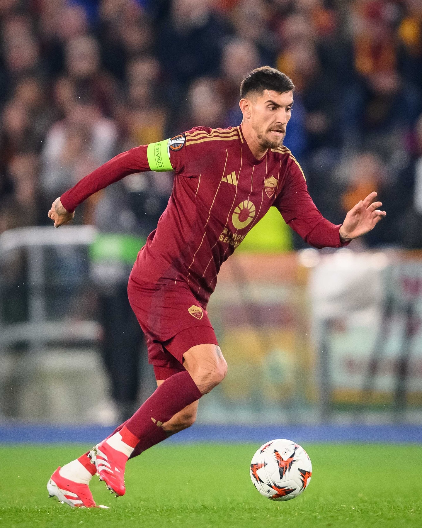 罗马再度跌入欧冠低谷，需调整战术