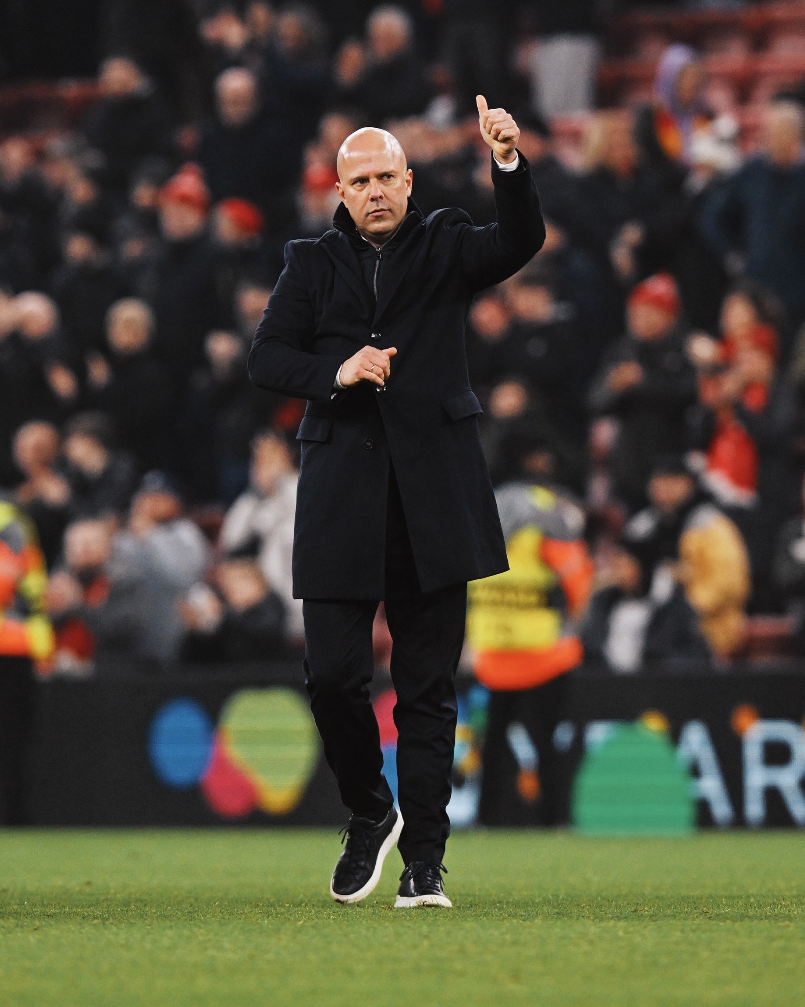 包含利物浦憾负塞维利亚：-失利让步小组第一的词条