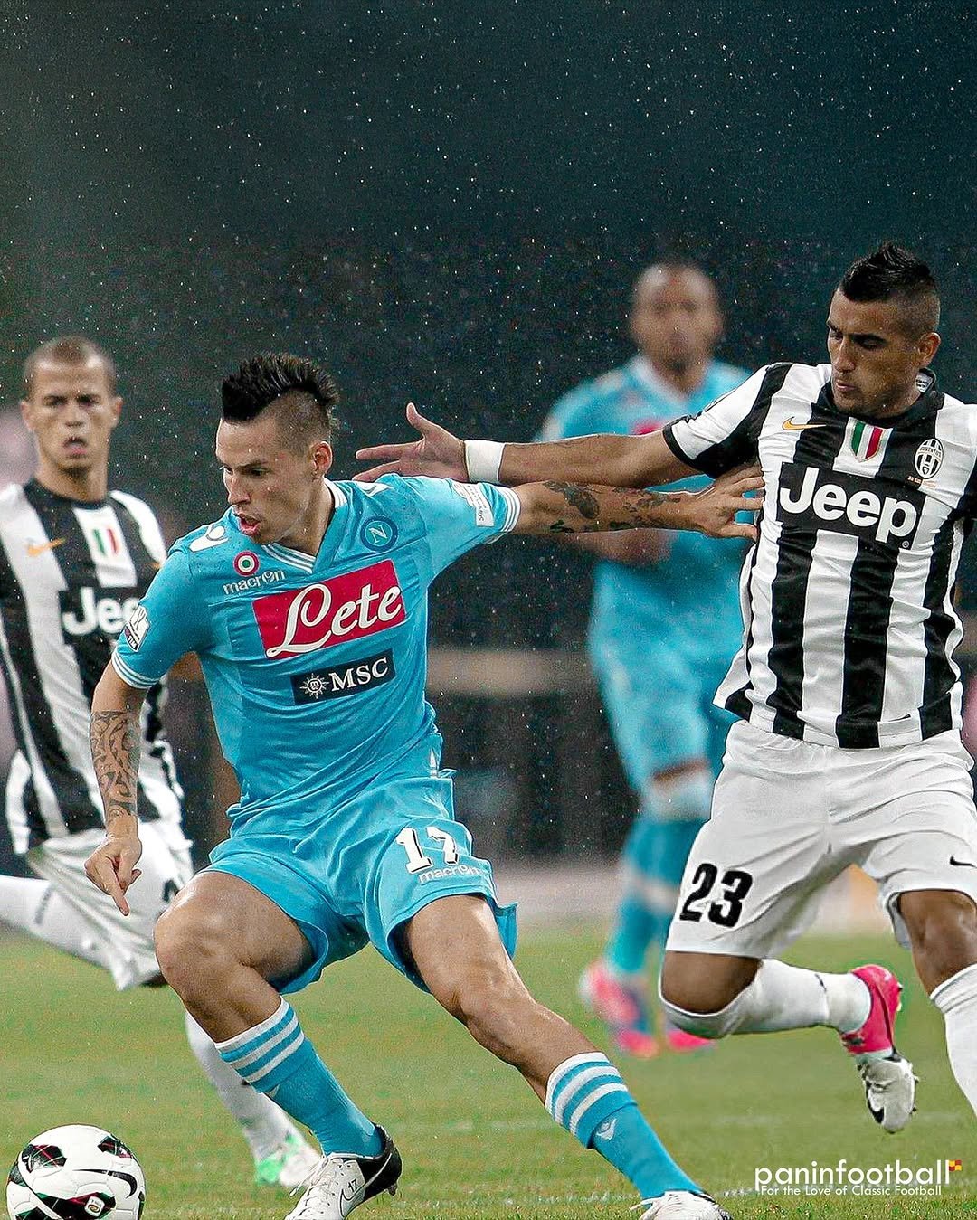 尤文图斯双杀对手，顺利晋级！