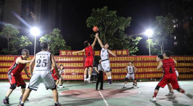 群星闪耀，篮球比赛成为观众热议话题