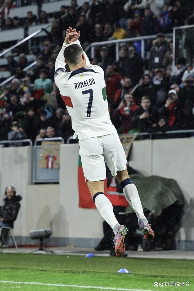 法国队战胜葡萄牙，欧预赛晋级希望重新燃起