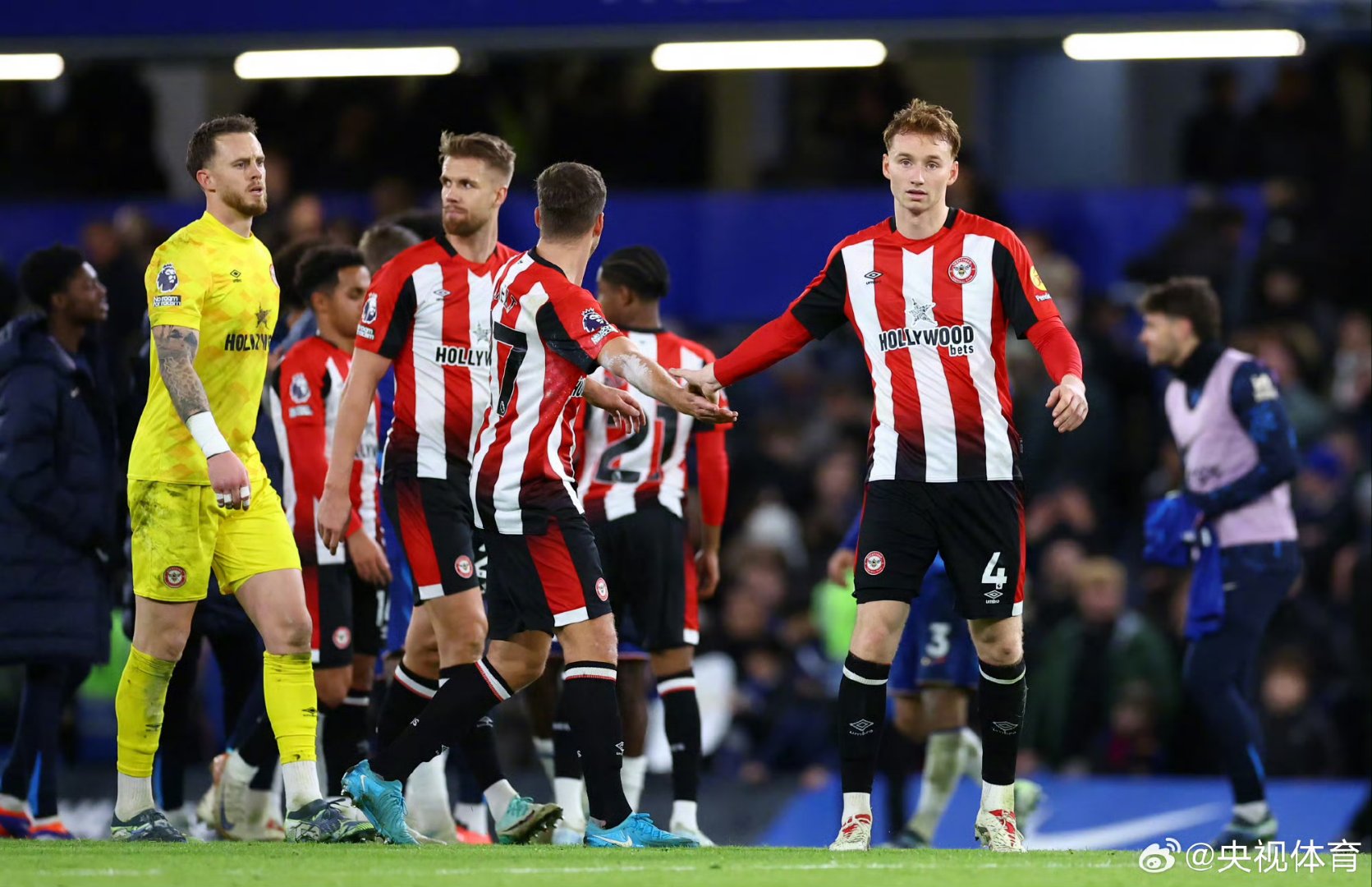 平局收场,英格兰德国踌躇前行的简单介绍 平局收场,英格兰德国踌躇前行的简单介绍