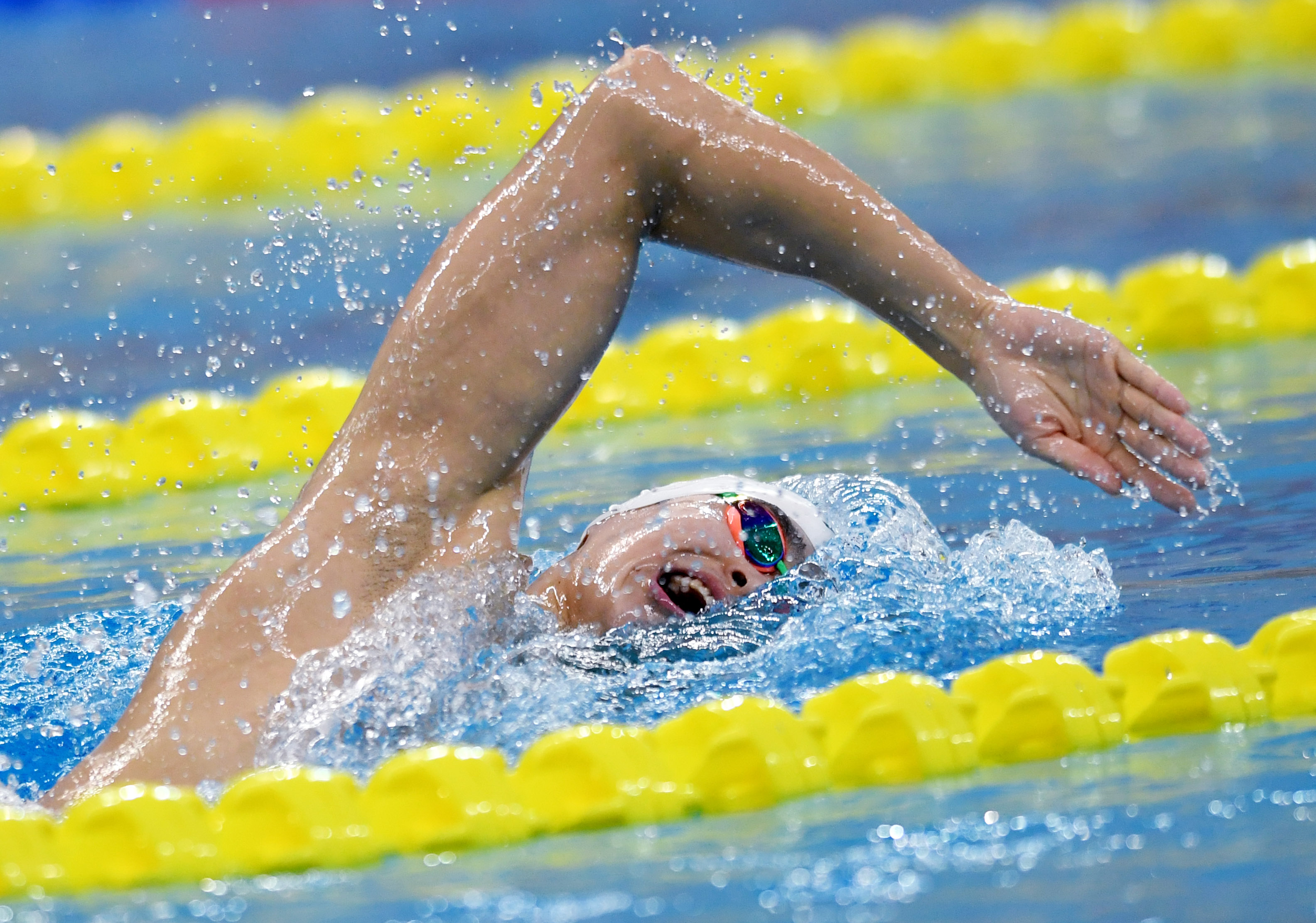 日本游泳选手近藤夺得男子1500米自由泳冠军