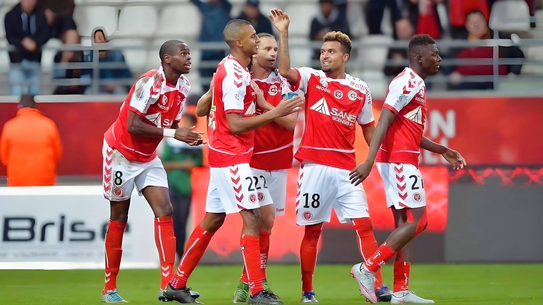 梅斯主场遭遇惨败，保持垫底位置