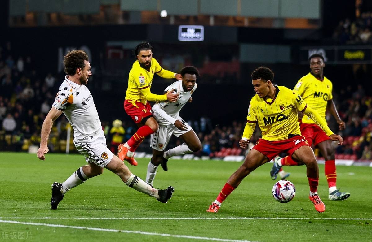 沃特福德惨败对手，保级形势不容乐观