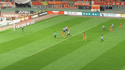 大连一方逆转获胜，提升排名