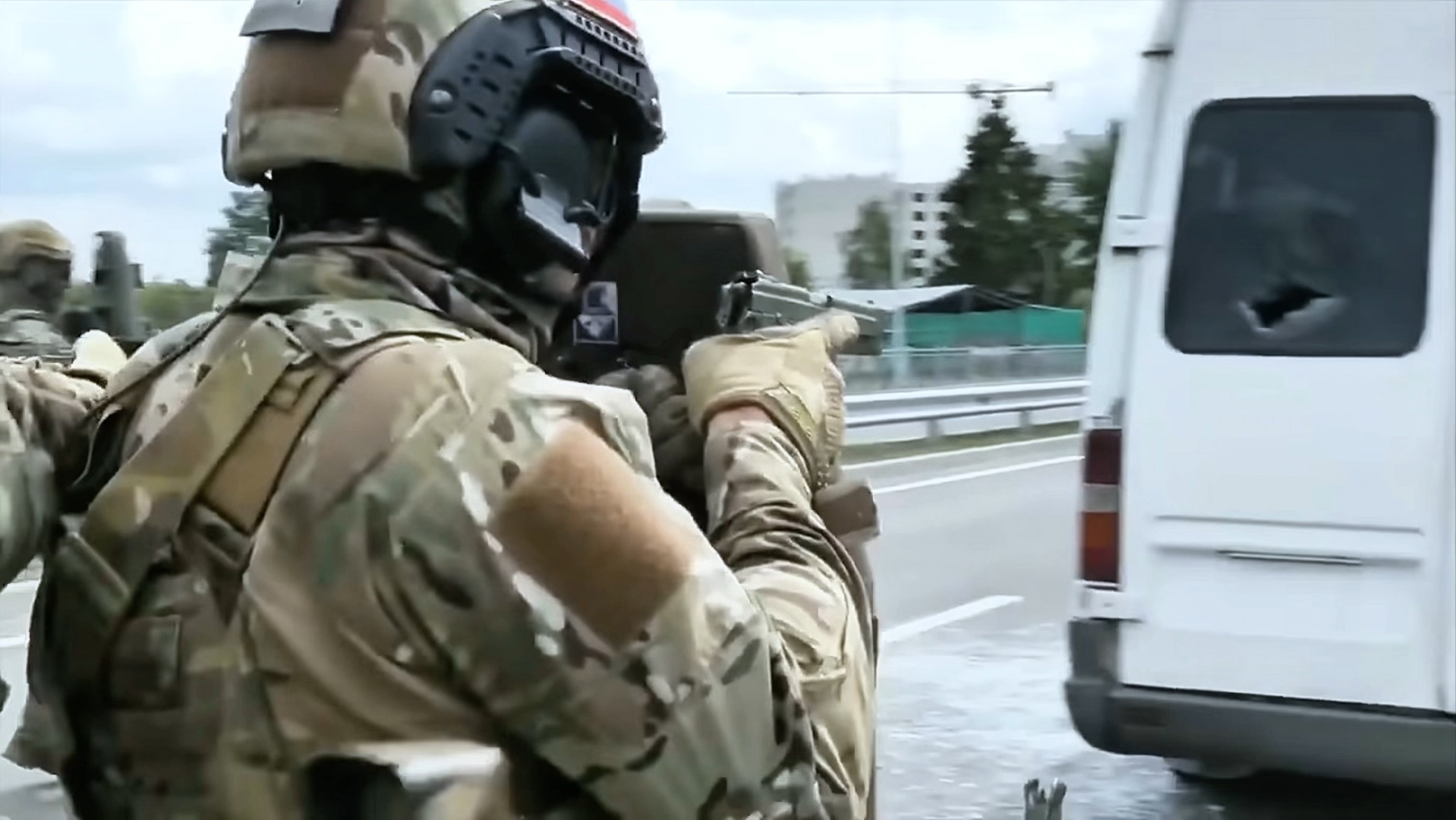 俄罗斯射击选手展现超凡实力 俄罗斯射击选手展现超凡实力