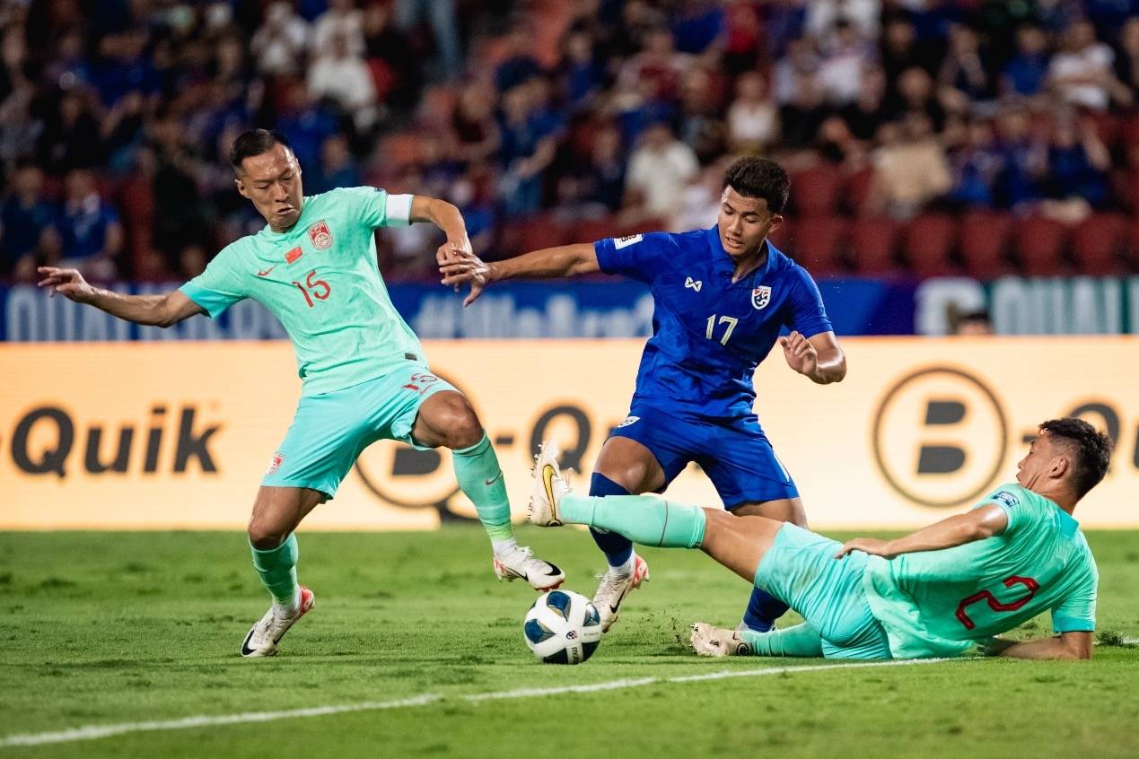 波斯尼亚客场逼平芬兰，暂时保持小组第一