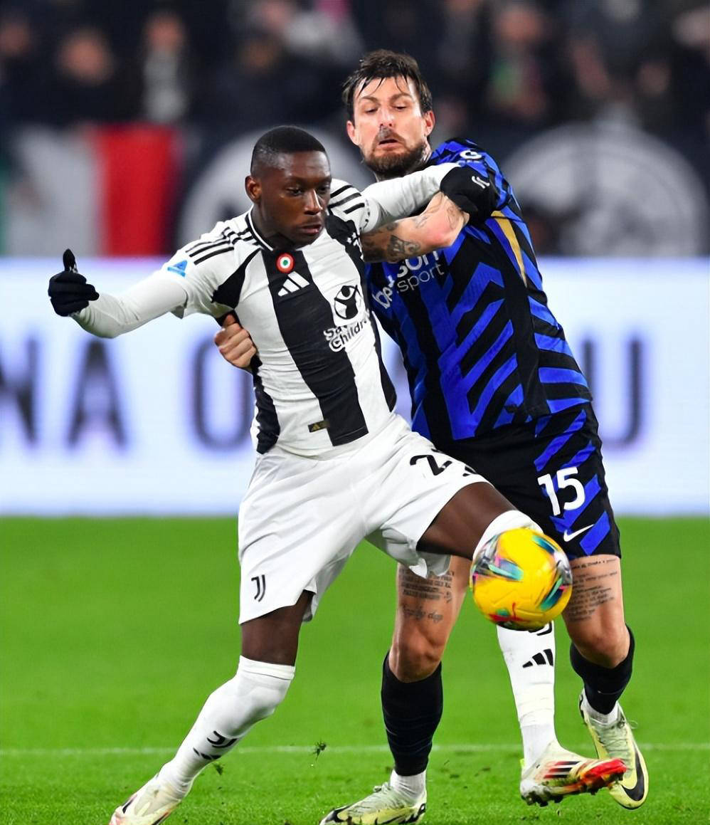 尤文图斯客场取胜,继续追赶领先者 尤文图斯客场取胜,继续追赶领先者