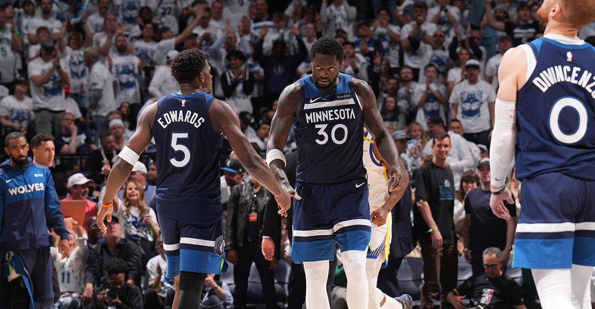 开拓者队客场大胜森林狼，取得宝贵胜利的简单介绍