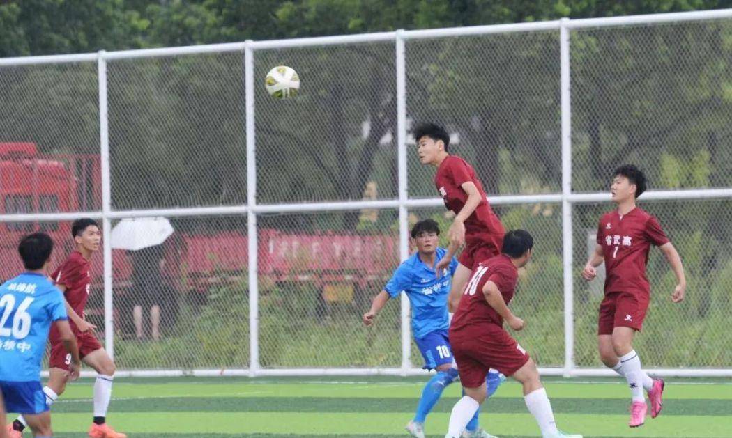 关于紧张激战!球员们奋力拼搏,争取最终胜利的信息 关于紧张激战!球员们奋力拼搏,争取最终胜利的信息