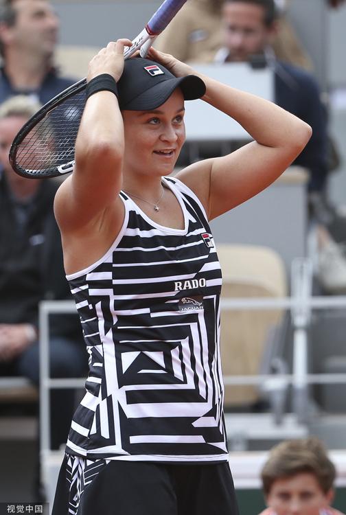 捷克女子滑雪项目夺冠，被视为黑马