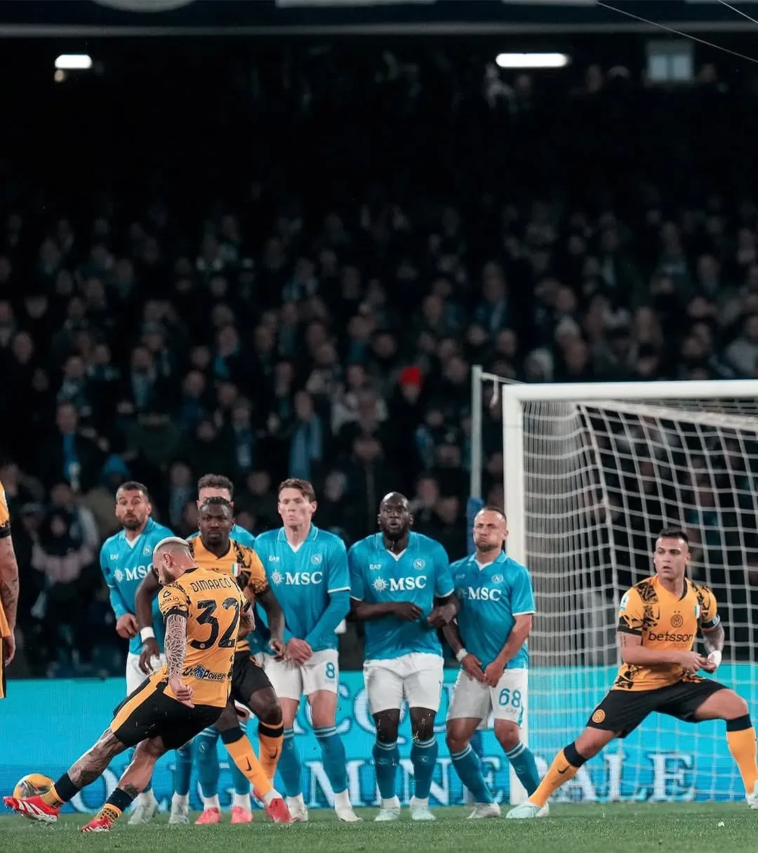 国际米兰后防表现出色,挫败对手晋级 国际米兰后防表现出色,挫败对手晋级