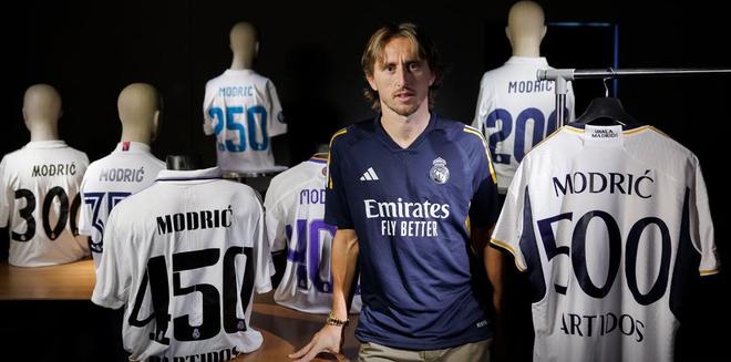 皇马3-1凯尔特人：本泽马梅开二度，莫德里奇造点马德里将迎千万体育旅游人次的简单介绍