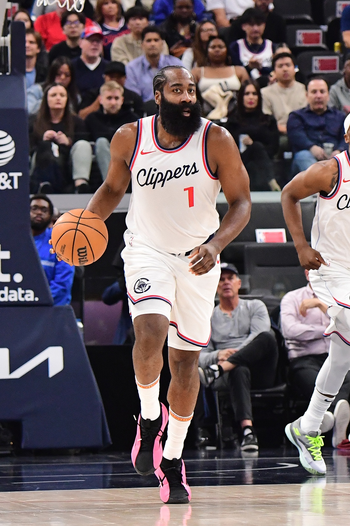 猛龙在主场大胜篮网，势不可挡