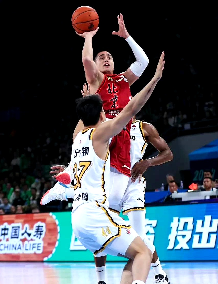 FB体育网页版-包含广东宏远逆转辽宁本钢获胜，取得七连胜！的词条